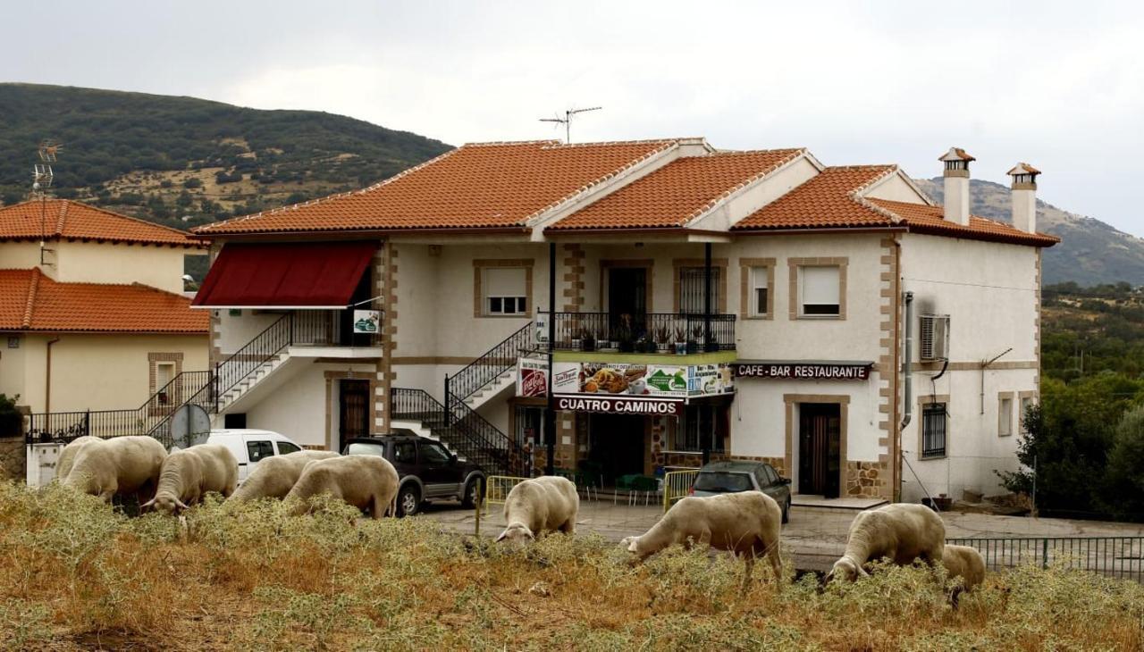 Alojamiento Cr Cuatro Caminos San Pablo de los Montes Exterior photo